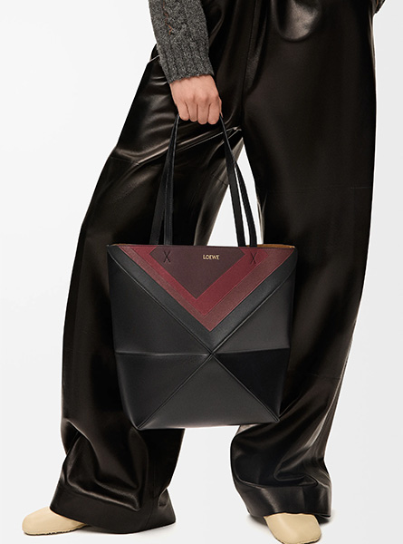 高仿LOEWE包包 | A货罗意威女包 2025秋冬新款 中号纳帕牛皮革 Puzzle Fold 手袋 折叠包