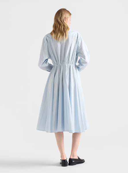 PRADA高仿女装 | 普拉达 A货服装  2025秋冬PRADA新款 棉质中长连衣裙