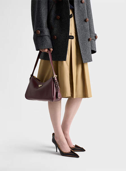 高仿PRADA包包 | A货普拉达女包 2025秋冬新款 勃艮第色 Prada Aimée中号皮革单肩包