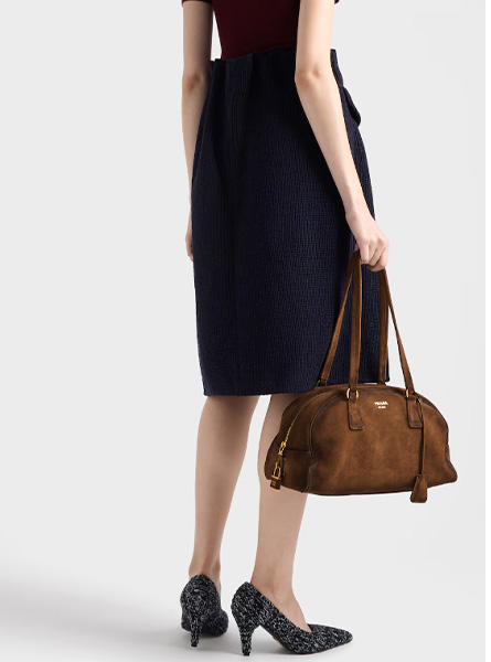 高仿PRADA包包 | A货普拉达女包 2025秋冬新款 可可棕 Prada Bowling 中号绒面皮革手袋