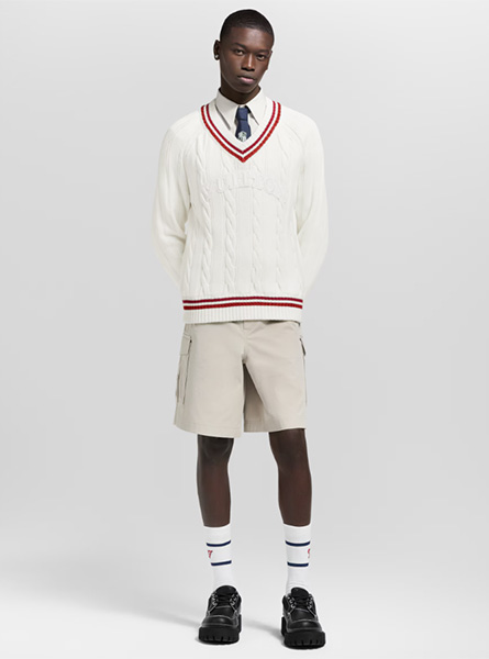 LV高仿男装 | 路易威登 A货服装  2025秋冬LV新款 学院风格 V 领绞花针织套头衫