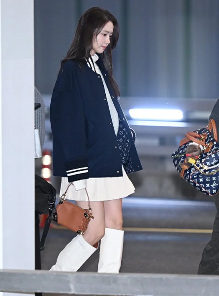 高仿LV包包 SIDE TRUNK 小号手袋 林允儿仁川机场出发