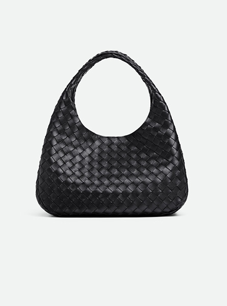 高仿BV包包 Campana肩背包 Joy朴秀容 仁川机场 同款包包