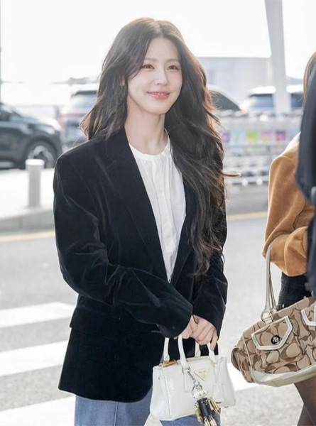 高仿PRADA包包 Prada Galleria Saffiano皮革迷你手袋 美延轻贵气穿搭同款包包