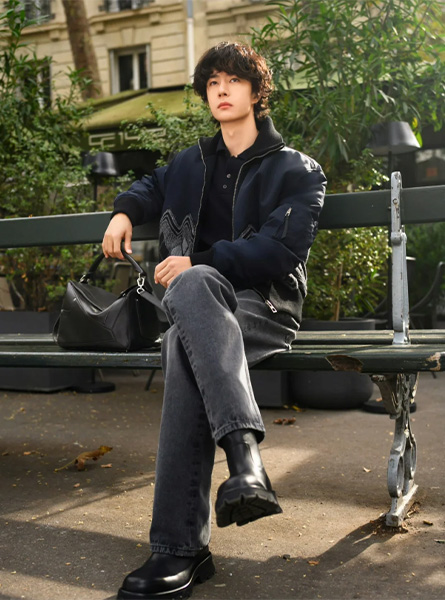 高仿LOEWE包包 王一博｜Puzzle手袋