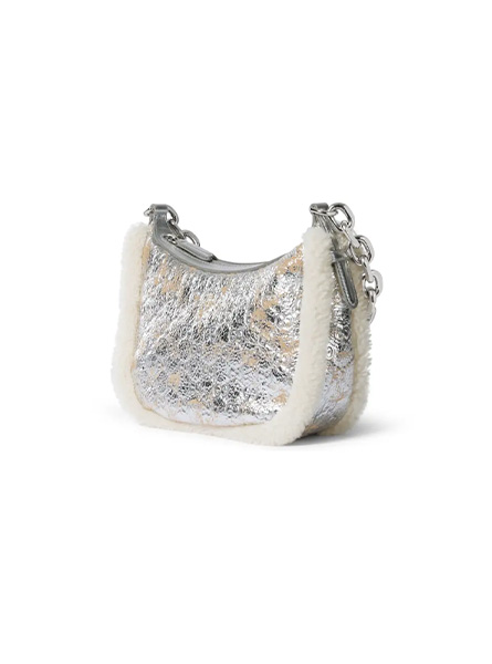 高仿GUCCI包包 | A货古驰女包 2025秋冬GUCCI新款 银色 GG Emblem系列中号肩背包