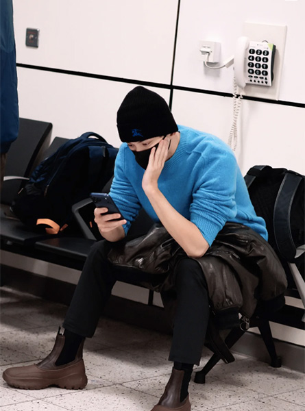 高仿巴宝莉帽子 罗纹针织羊绒帽 吴磊机场私服穿搭