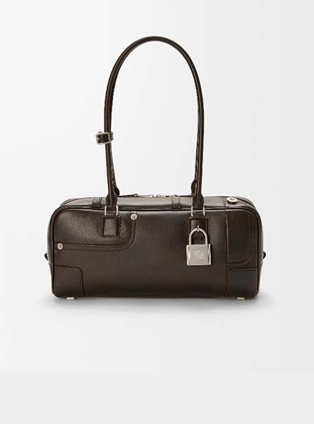 高仿LOEWE包包 亮面牛皮革 Panta Amazona 31 Cropped 手袋 陈都灵同款包包