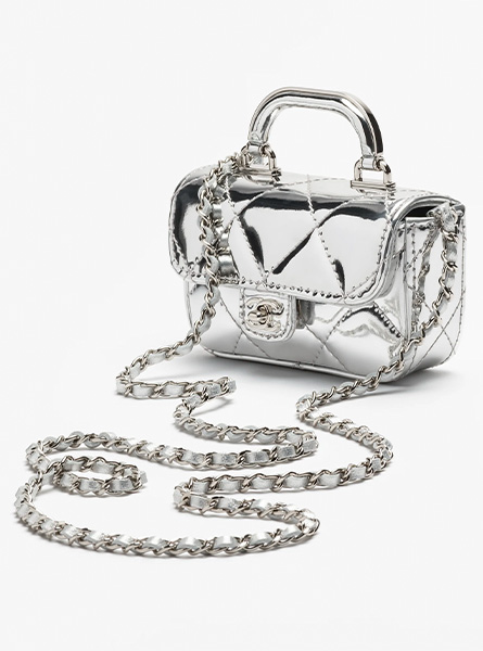 高仿CHANEL包包 | A货香奈儿女包 2025/26秋冬系列  银色小号链条手抓包