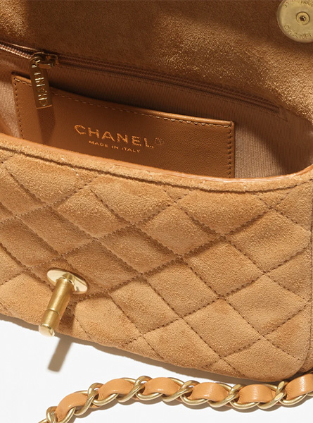 高仿CHANEL包包 | A货香奈儿女包 2025/26早春度假系列 深米色迷你口盖包