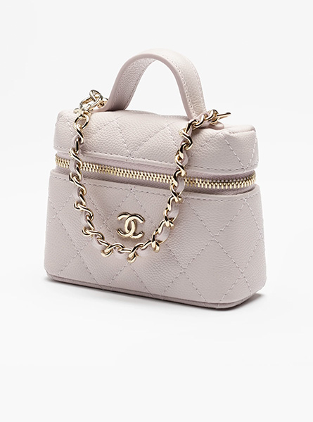 高仿CHANEL包包 | A货香奈儿女包 2025/26秋冬系列 淡粉色经典迷你手袋吊饰