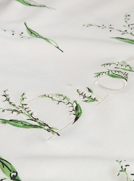 DIOR高仿女装 | 迪奥 A货服装  2026夏季DIOR新款 白色超大版型 T 恤