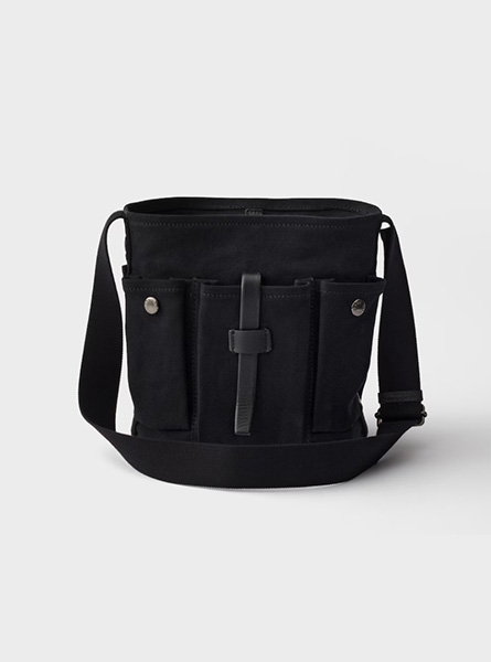 高仿PRADA包包 | A货普拉达女包 2026春夏新款 黑色Prada Route 迷你帆布与皮革水桶包