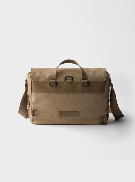 高仿PRADA包包 | A货普拉达男包 2026春夏新款 沙漠黄帆布单肩包