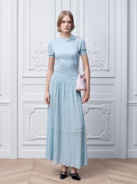 DIOR高仿女装 | 迪奥 A货服装  2026夏季DIOR新款 天蓝色短袖修身针织衫