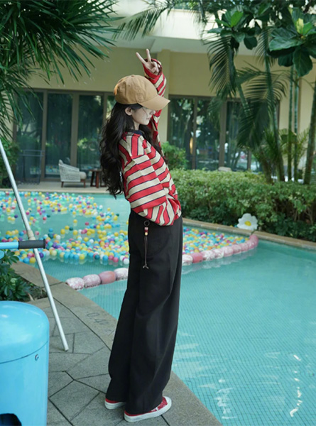 高仿PRADA女装 杨幂同款