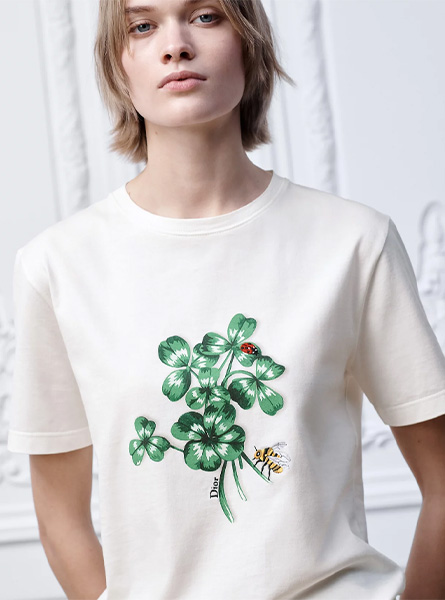 DIOR高仿女装 | 迪奥 A货服装  2026夏季DIOR新款 白色修身 T 恤