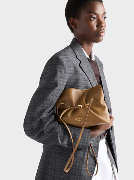 高仿PRADA包包 | A货普拉达女包 2026春夏新款 焦糖色Prada Dada 小号Nappa皮革手袋