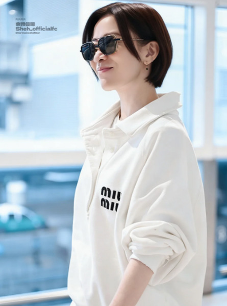 高仿miumiu女装 佘诗曼同款