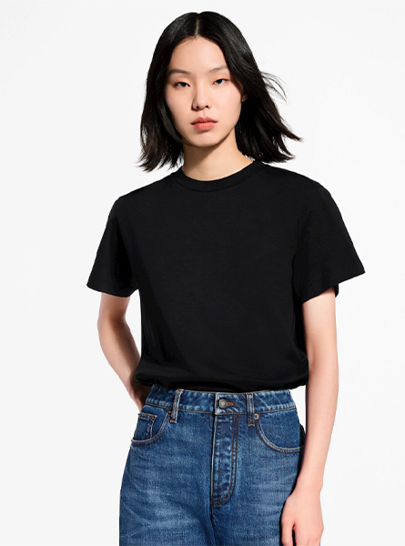 LV高仿女装 | 路易威登 A货服装  2026春夏LV新款 硬箱内饰印花丝巾 T 恤