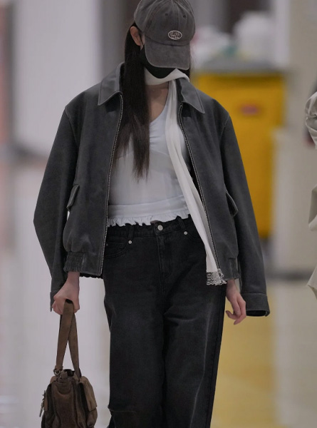 高仿MIUMIU包包 张元英同款包包