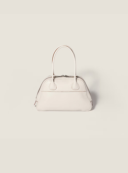 高仿MIUMIU包包 | A货缪缪包包 2026春夏MIUMIU新款 粉笔白Vivant Nappa皮革手袋 手提包
