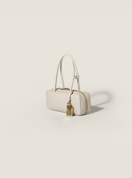 高仿MIUMIU包包 | A货缪缪包包 2026春夏MIUMIU新款 粉笔白Beau皮革手袋 保龄球包