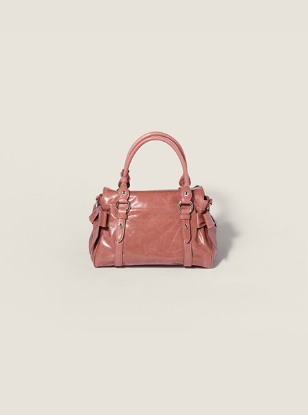 高仿MIUMIU包包 | A货缪缪包包 2026春夏MIUMIU新款 仿古色亮面皮革手提包