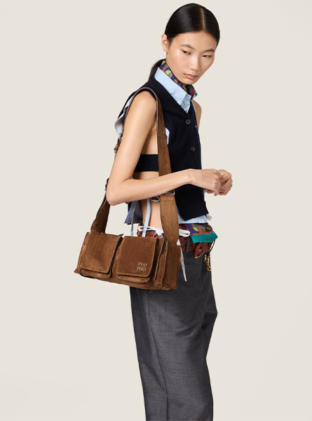高仿MIUMIU包包 | A货缪缪包包 2026春夏MIUMIU新款 可可棕实用绒面皮单肩包