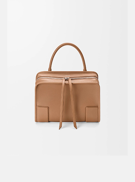 高仿LOEWE包包 | A货罗意威包包 2026春夏新款 摩卡色中号柔软牛皮革 Amazona 180 手袋 吐司包
